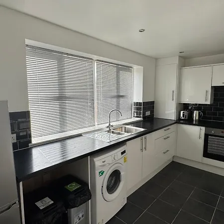 The Snug Shared House Guest house