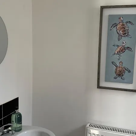 The Snug Shared House * ブリストル
